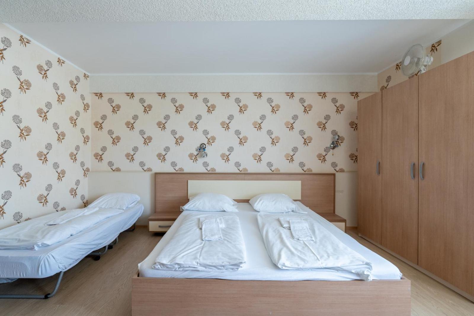 Faraway Aparthotel Near Vienna Airport With Anytime Self Check In Bruck an der Leitha Habitación foto