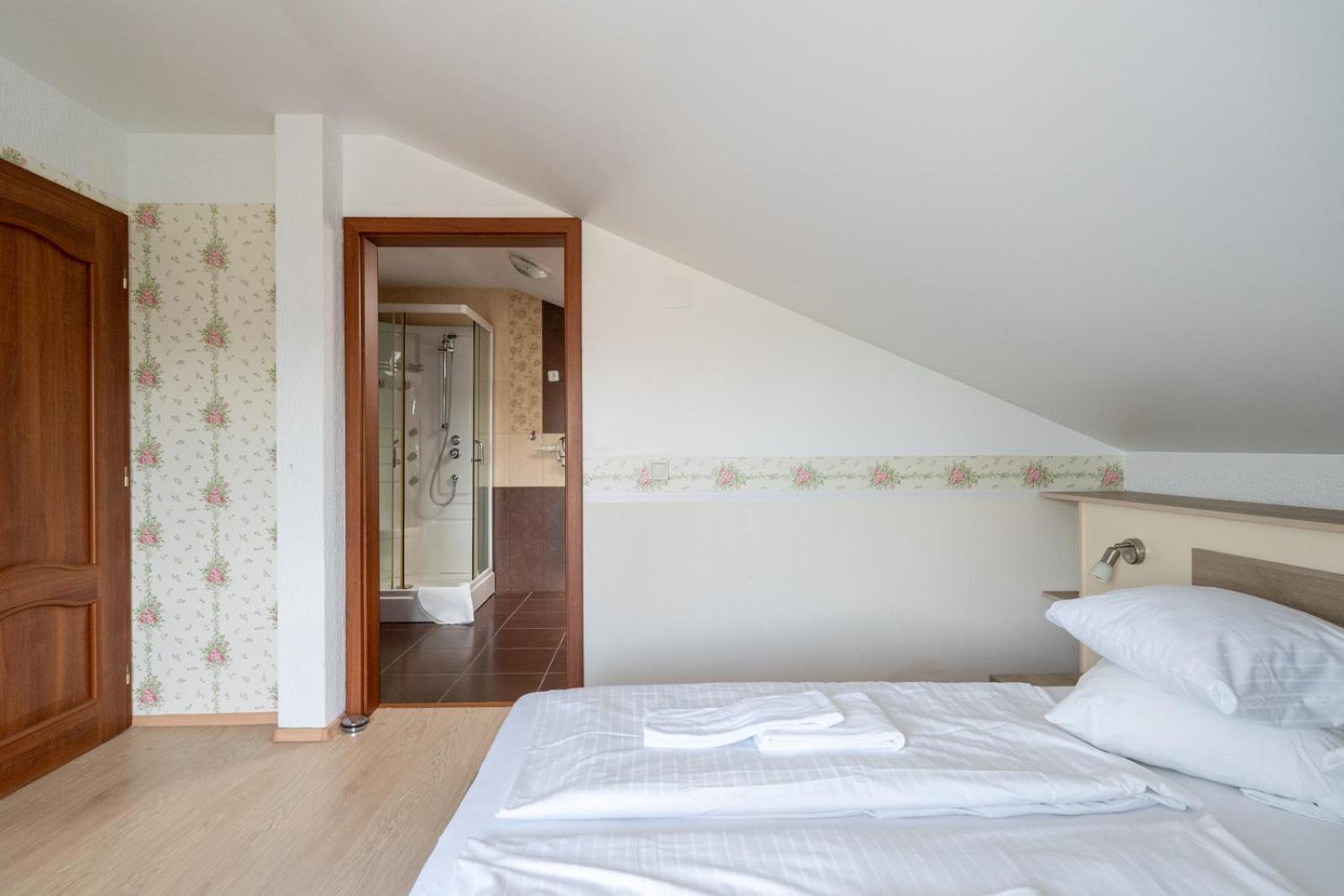 Faraway Aparthotel Near Vienna Airport With Anytime Self Check In Bruck an der Leitha Habitación foto
